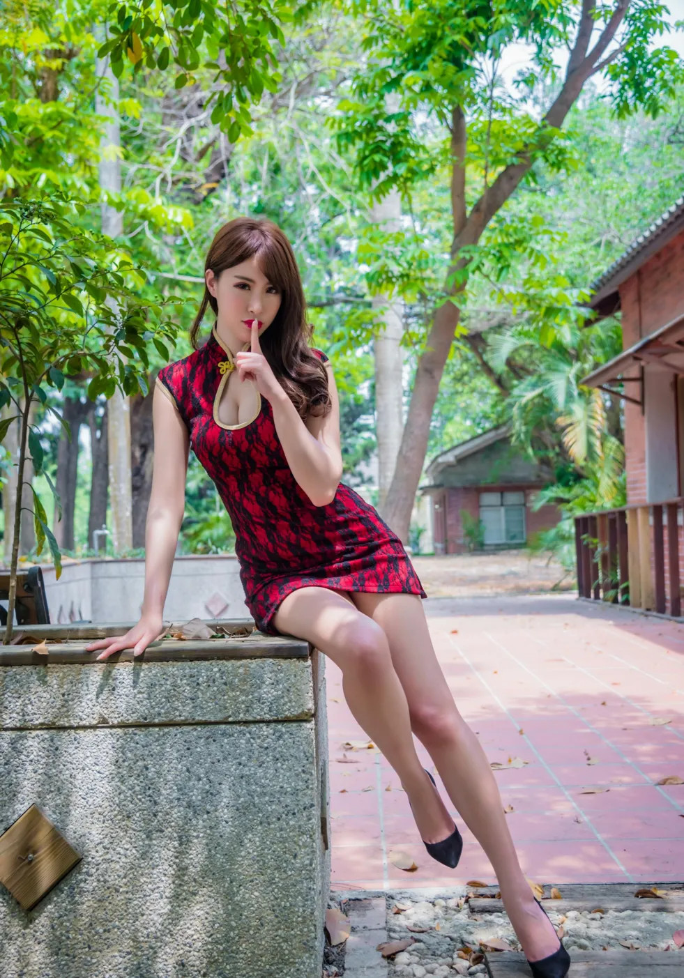 [Mzsock] NO.177 Wu Yuqi Red Flower Short Cheongsam High Heels Beautiful Legs street photography#[105P]-12